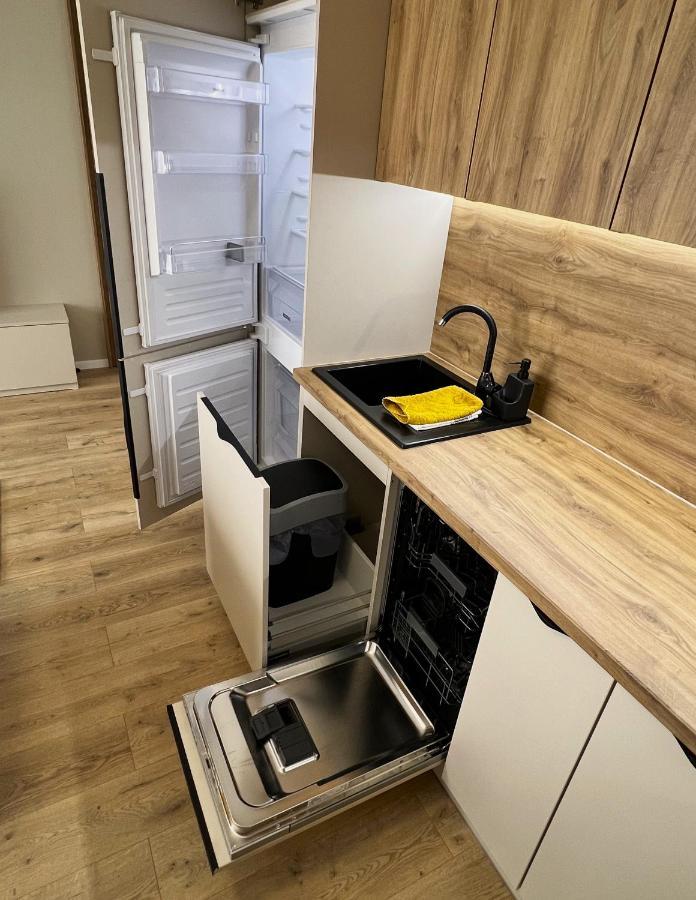Cozy Stay Apartment Trencin Bagian luar foto